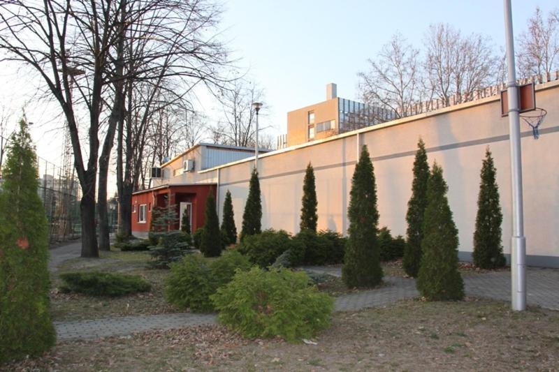 Teke Bowling Centrum Es Sport Panzio Szegedin Exterior foto